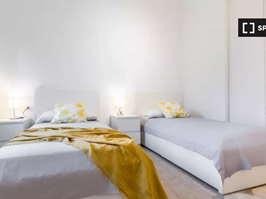 Immagine 15 di Camera condivisa in affitto  in Via delle Genziane a Milano