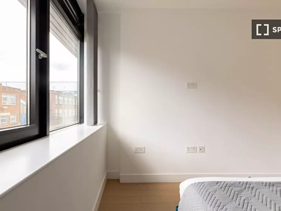Immagine 15 di Appartamento in affitto  in Harlequin Ave a Hounslow