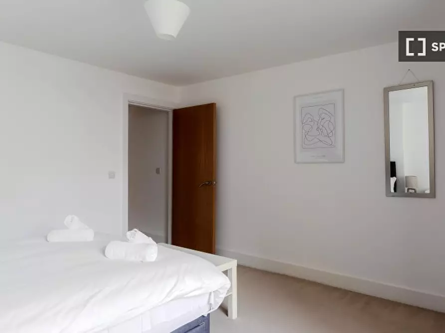 Immagine 18 di Appartamento in affitto  in Apartment a Kensington