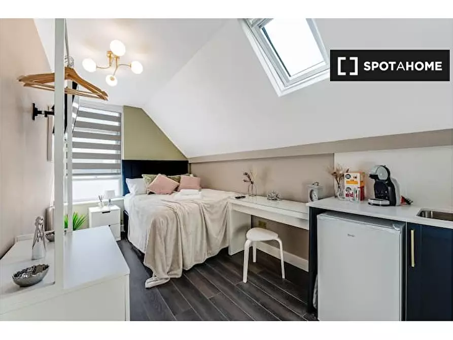 Immagine 6 di Ufficio in affitto  in High Rd a Tottenham