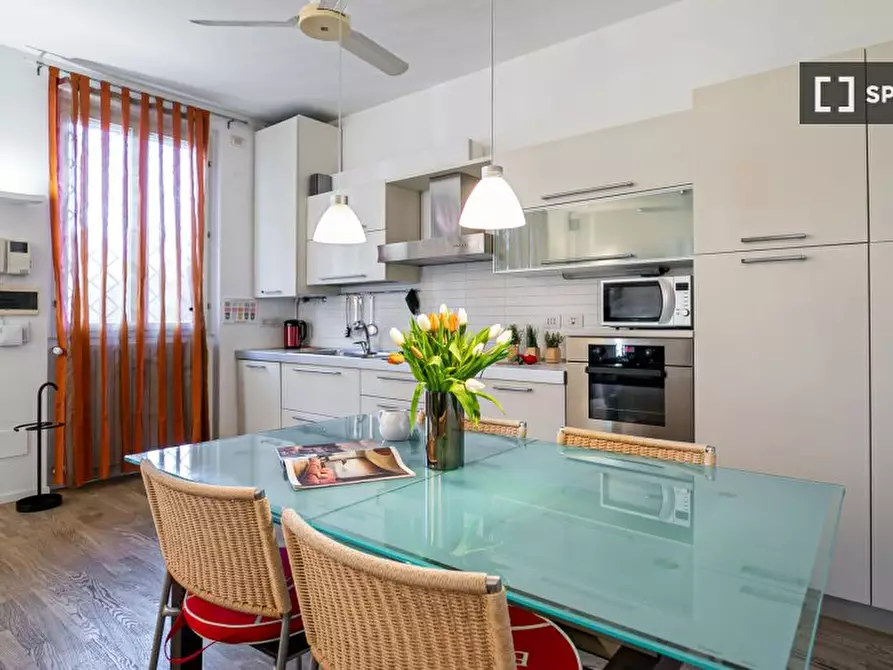 Immagine 5 di Appartamento in affitto  in Via Decembrio a Milano