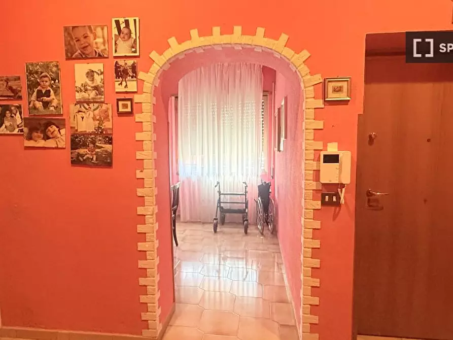 Immagine 8 di Camera condivisa in affitto  in Via Guido Biagi a Roma