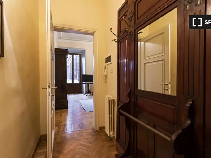 Immagine 8 di Appartamento in affitto  in Via dell' Oriuolo a Firenze