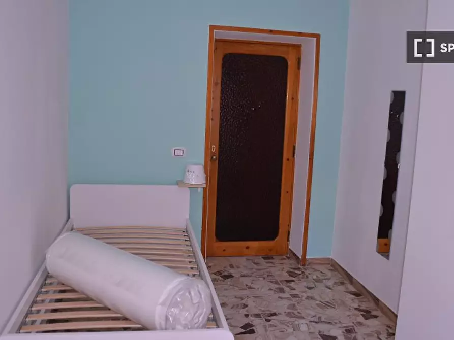 Immagine 17 di Camera condivisa in affitto  in Via Lombardia a Cagliari