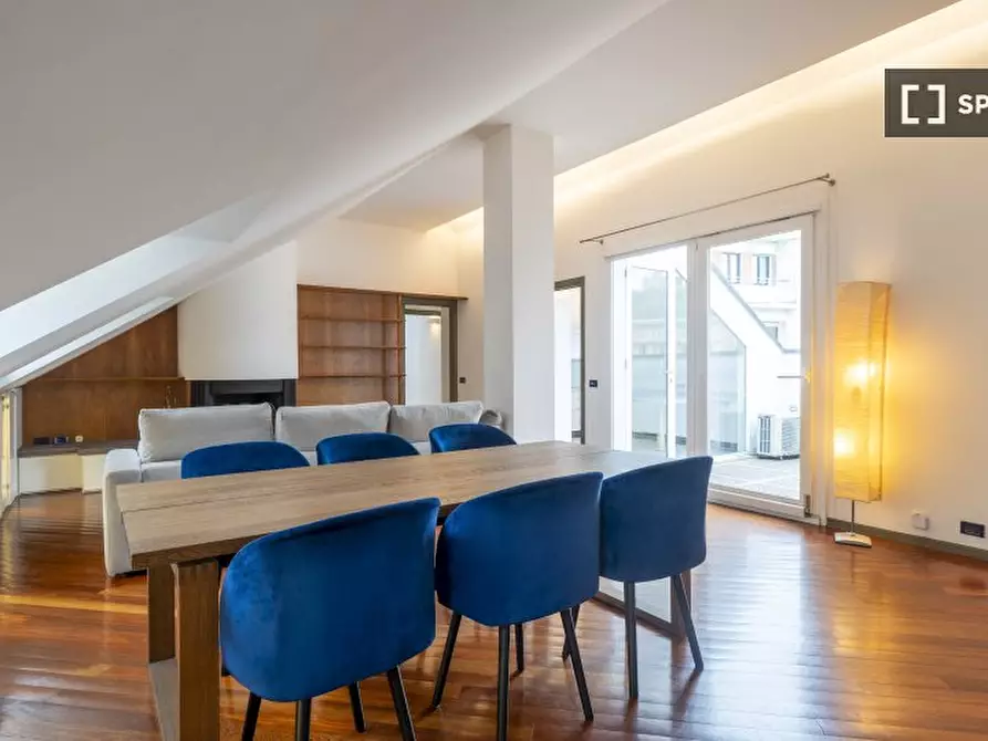 Immagine 5 di Appartamento in affitto  in Via della Moscova a Milano