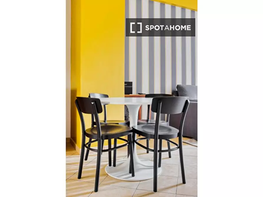 Immagine 10 di Appartamento in affitto  in Via Acaia a Roma