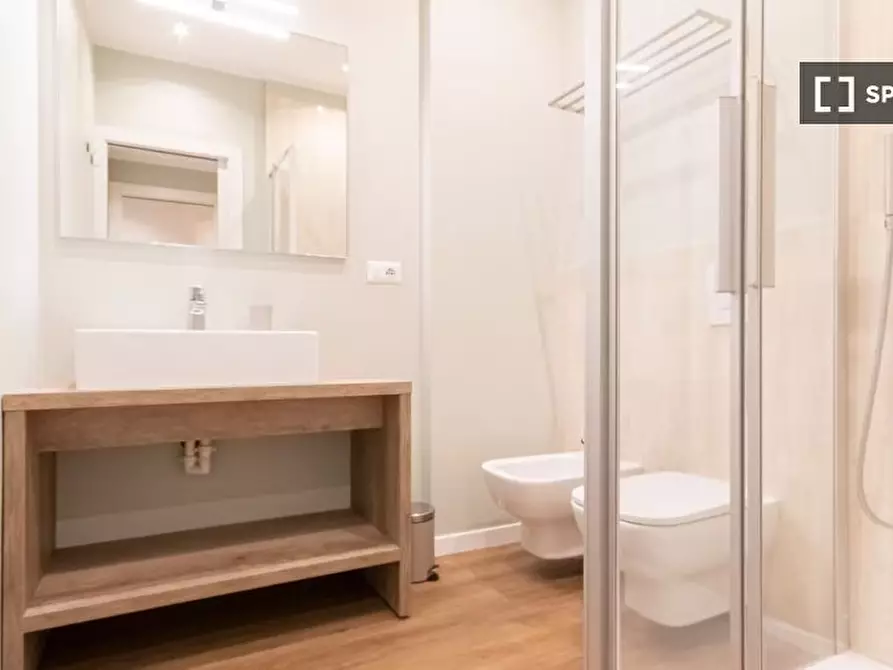 Immagine 13 di Appartamento in affitto  in Via Santa Maria Valle a Milano