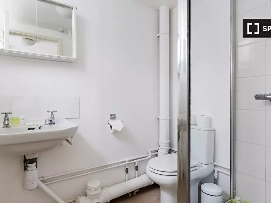 Immagine 9 di Appartamento in affitto  in A York Street a Paddington