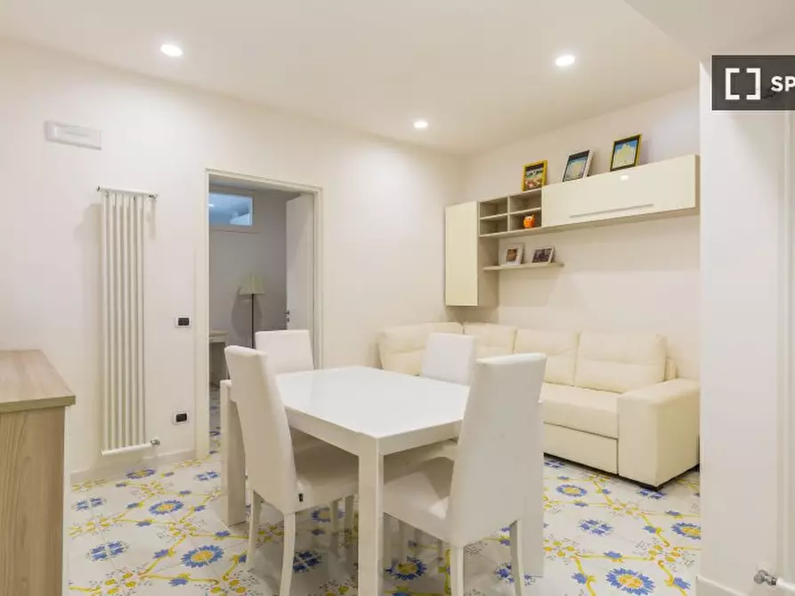 Immagine 1 di Appartamento in affitto  in Via San Carlo alle Mortelle a Napoli