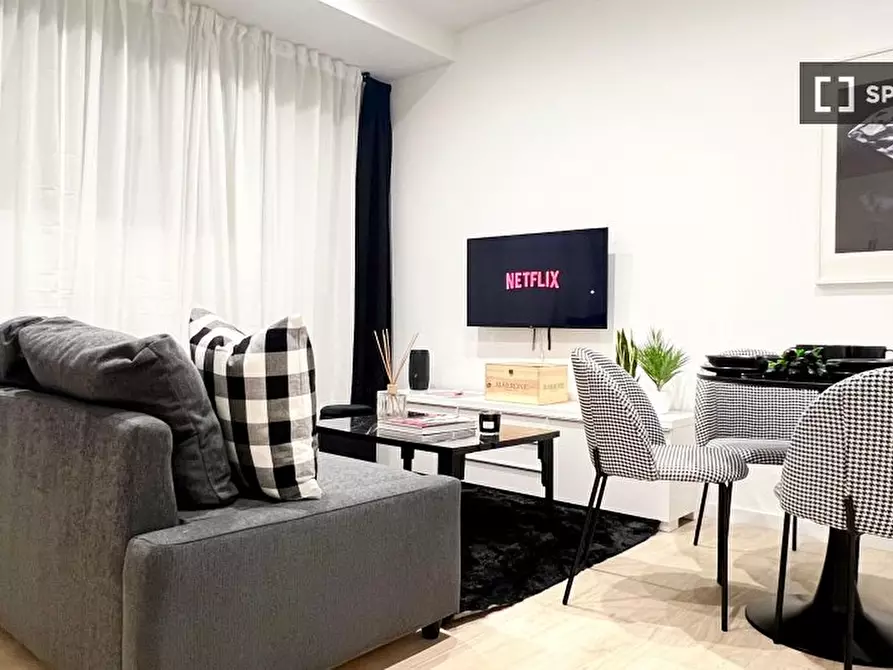 Immagine 8 di Appartamento in affitto  in Viale Legioni Romane a Milano