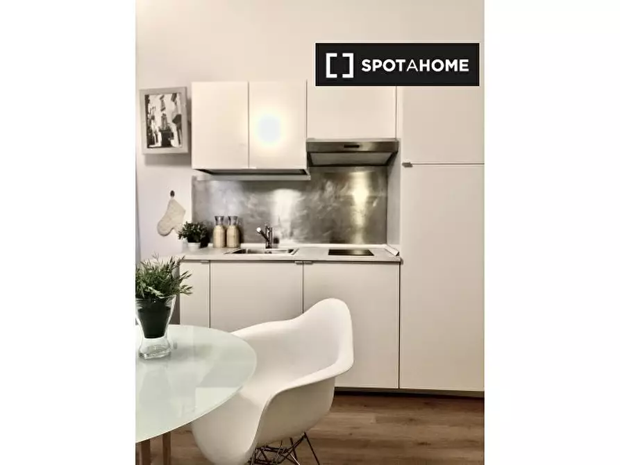 Immagine 4 di Ufficio in affitto  in Via Privata Martiri Triestini a Milano