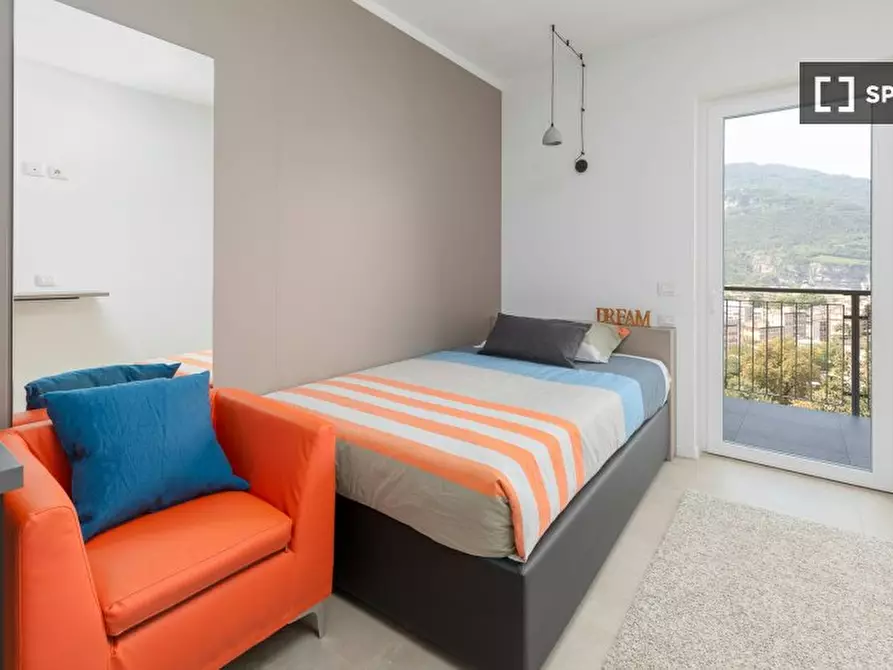 Immagine 18 di Camera condivisa in affitto  in Venezia a Trento