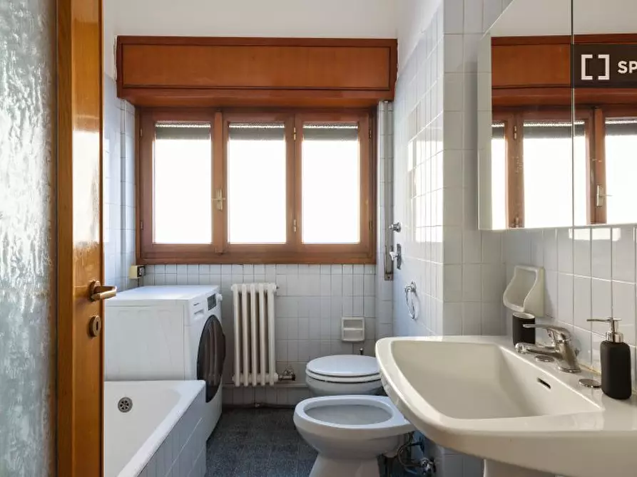 Immagine 1 di Camera condivisa in affitto  in Via Giuseppe Bruschetti a Milano