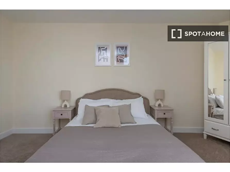 Immagine 5 di Appartamento in affitto  in Lockton St a Kensington