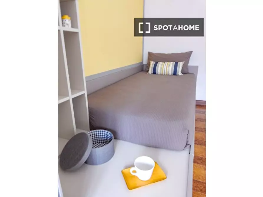 Immagine 5 di Camera condivisa in affitto  in Viale degli Olmi a Trento