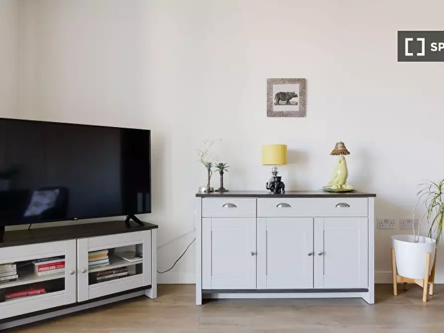 Immagine 5 di Appartamento in affitto  in flat a Poplar