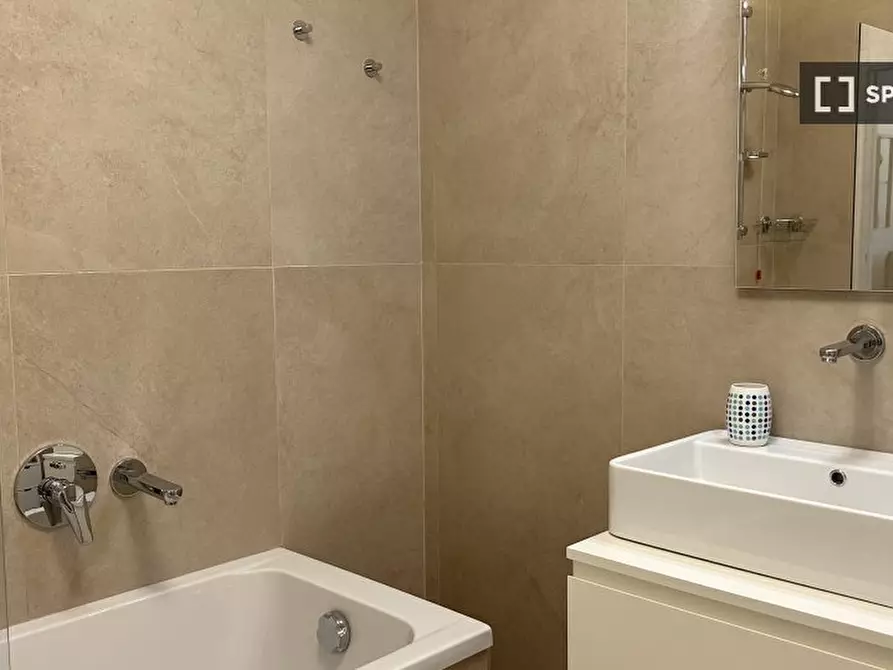 Immagine 12 di Appartamento in affitto  in Via Errico Petrella a Milano