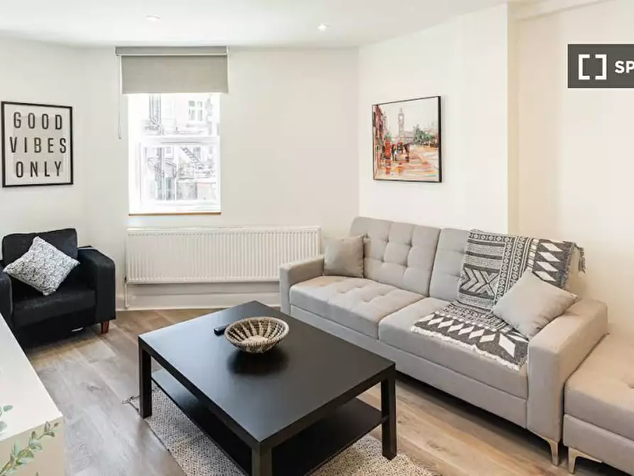 Immagine 6 di Appartamento in affitto  in Berwick St a 