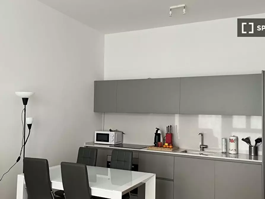 Immagine 1 di Ufficio in affitto  in Corso di Porta Romana a Milano