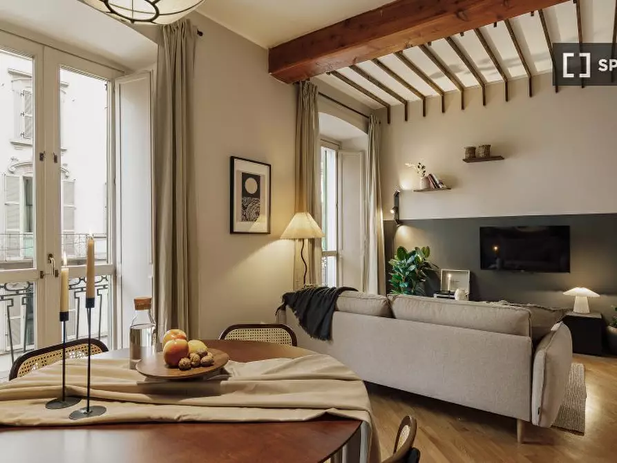 Immagine 2 di Appartamento in affitto  in Via dell'Orso a Milano