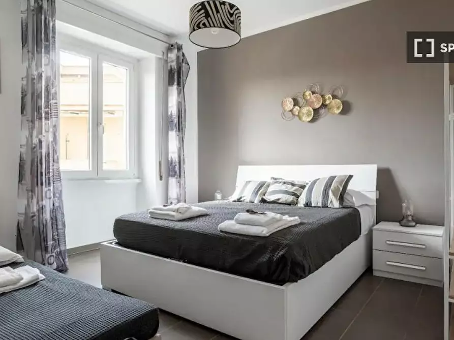 Immagine 1 di Appartamento in affitto  in Via Vercelli a Roma