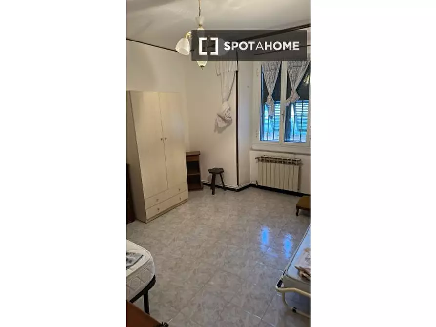 Immagine 6 di Camera condivisa in affitto  in Via Walter Fillak a Genova