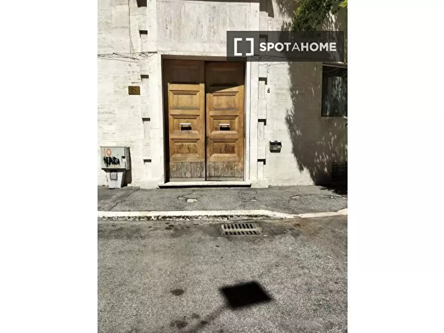 Immagine 17 di Appartamento in affitto  in Via Giorgio Vasari a Roma