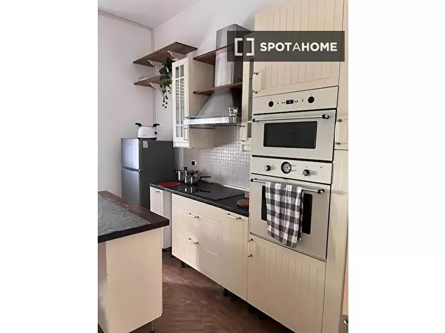 Immagine 7 di Appartamento in affitto  in Via di Santa Maria Mediatrice a Roma