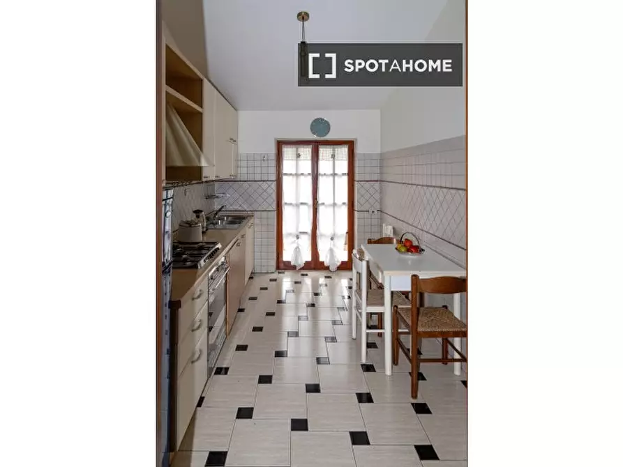 Immagine 5 di Appartamento in affitto  in Via Don Umberto Terenzi a Roma