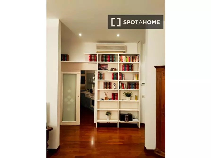 Immagine 3 di Appartamento in affitto  in Via Castelfidardo a Firenze