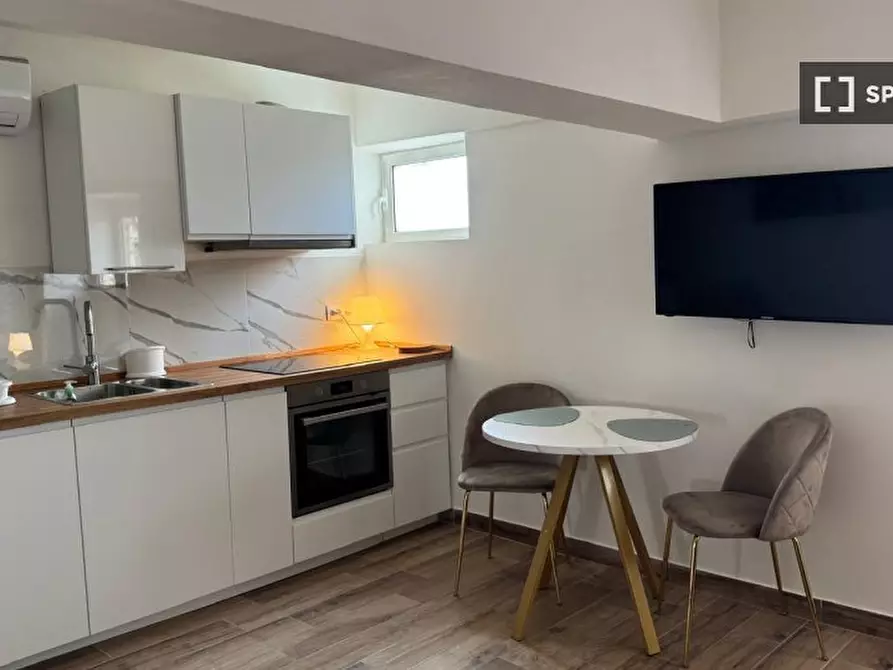 Immagine 6 di Ufficio in affitto  in Via Lisbona a Roma