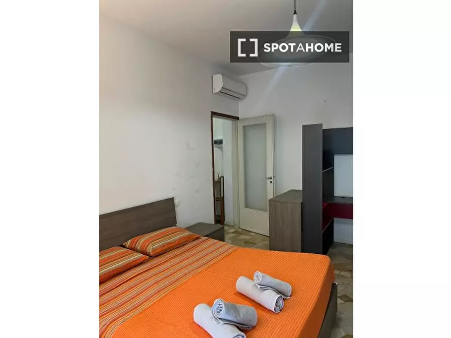 Immagine 19 di Appartamento in affitto  in Via Emilio de Marchi a Milano