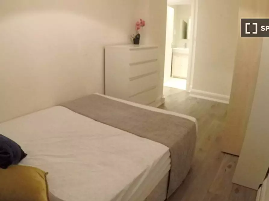 Immagine 4 di Camera condivisa in affitto  in Tachbrook Street a 