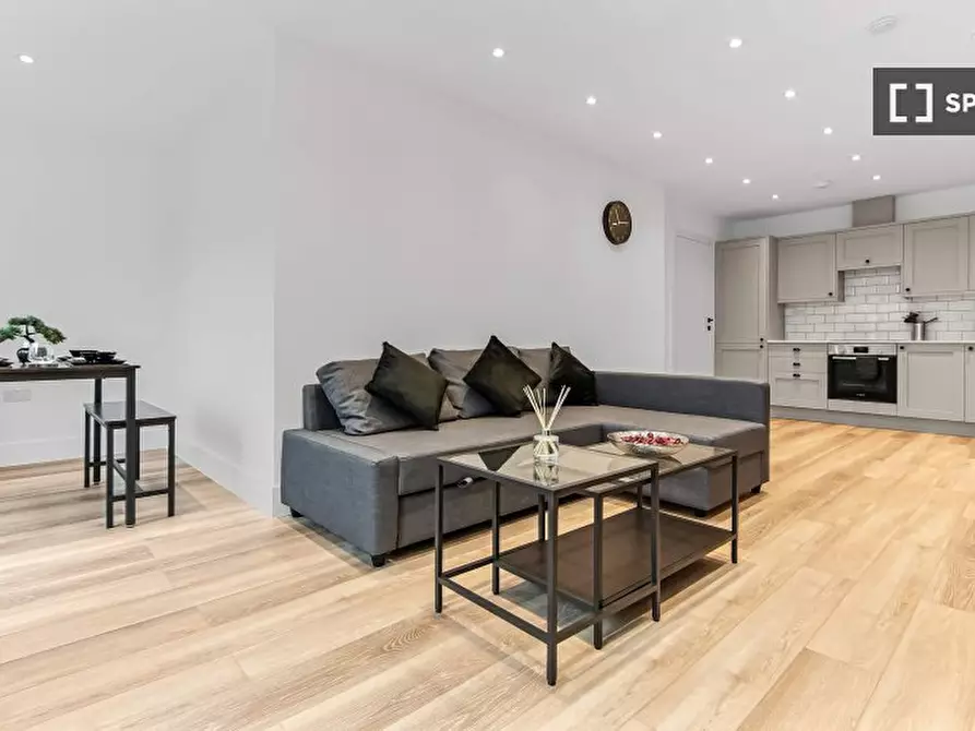 Immagine 10 di Appartamento in affitto  in Vincent Rd a Croydon