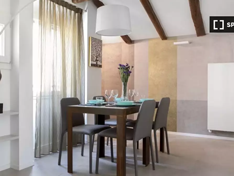 Immagine 2 di Appartamento in affitto  in Via dell'Indipendenza a Bologna