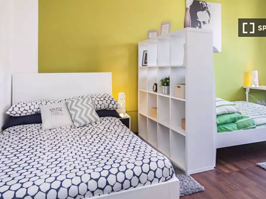 Immagine 1 di Camera condivisa in affitto  in Via Giuseppe Frua a Milano