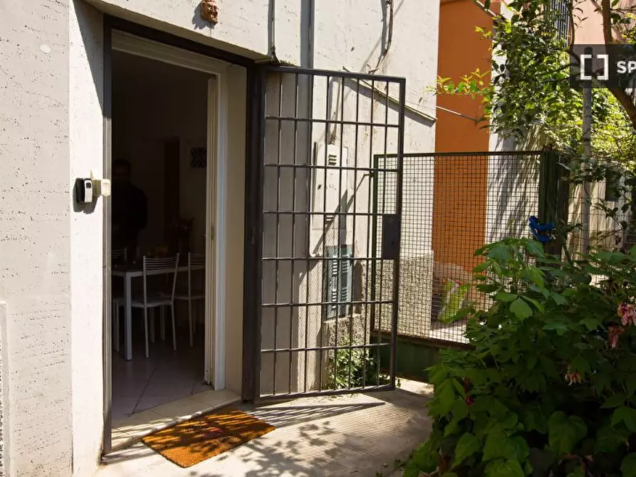 Immagine 8 di Appartamento in affitto  in Via Mazzini a Bologna