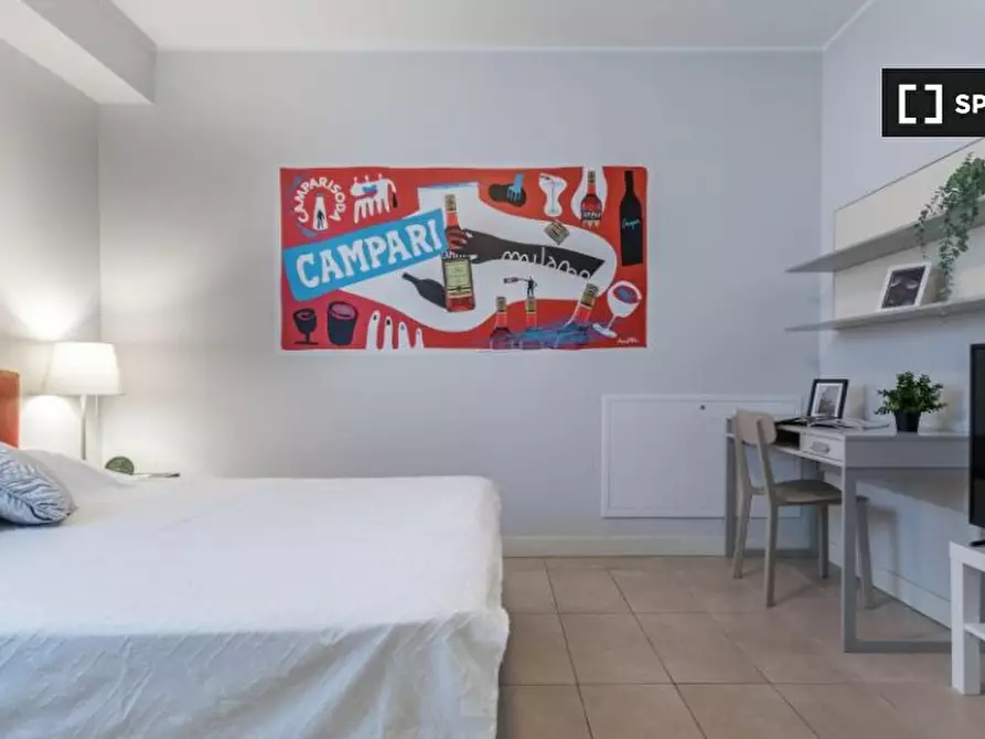 Immagine 1 di Camera condivisa in affitto  in Via Bernardino Biondelli a Milano