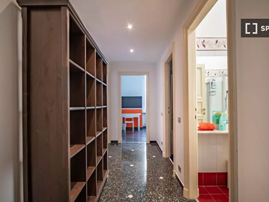 Immagine 15 di Camera condivisa in affitto  in MAGENTA /5 a Genova