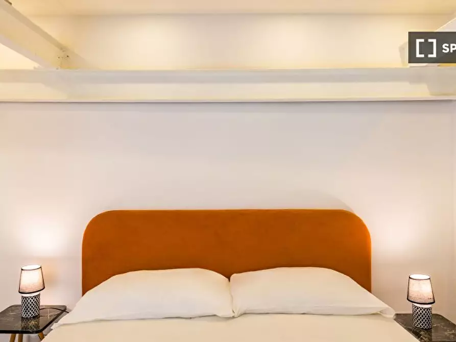 Immagine 11 di Appartamento in affitto  in Vico D'Afflitto a Napoli