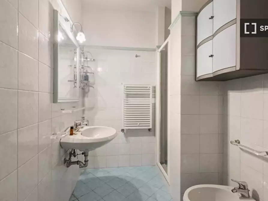 Immagine 12 di Appartamento in affitto  in Via dell' Oriuolo a Firenze