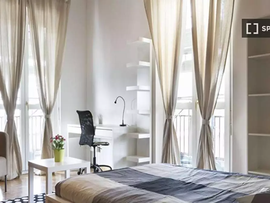 Immagine 2 di Camera condivisa in affitto  in Via Pellegrino Rossi a Milano