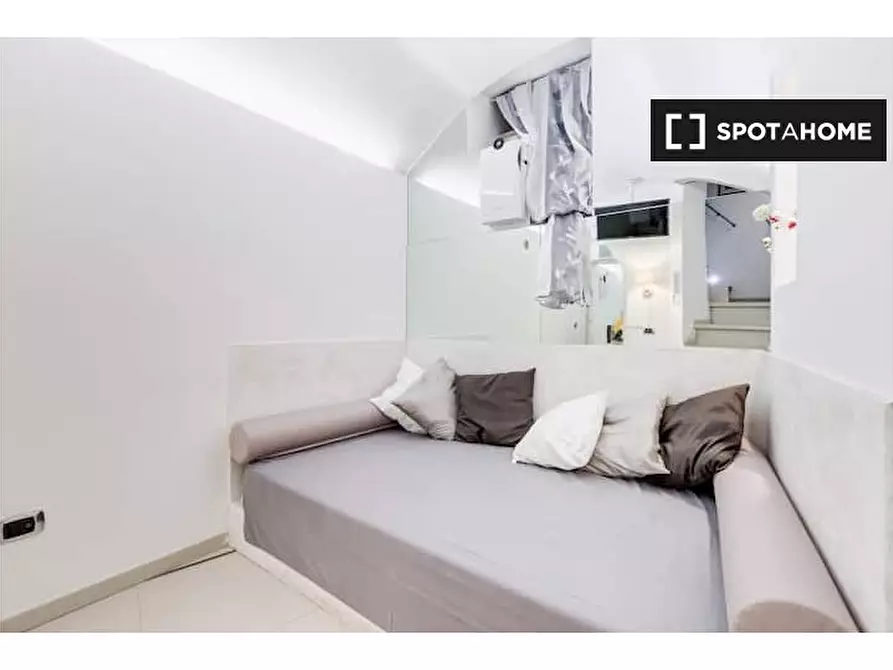 Immagine 3 di Appartamento in affitto  in Vicolo dei Soldati a Roma