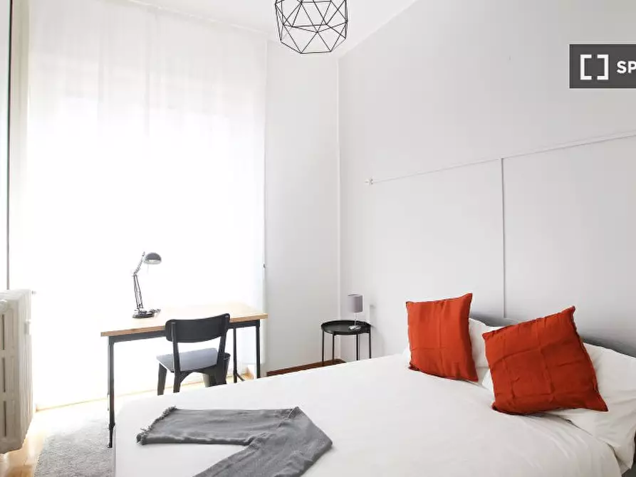 Immagine 1 di Camera condivisa in affitto  in Corso San Gottardo a Milano