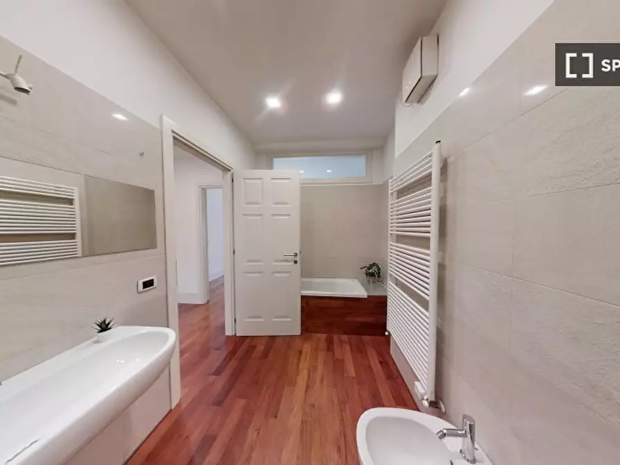 Immagine 14 di Camera condivisa in affitto  in VIA E. Degli Scrovegni a Padova