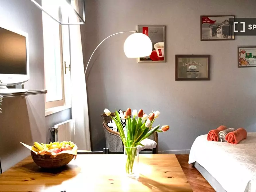 Immagine 7 di Ufficio in affitto  in Vicolo della Neve a Bologna