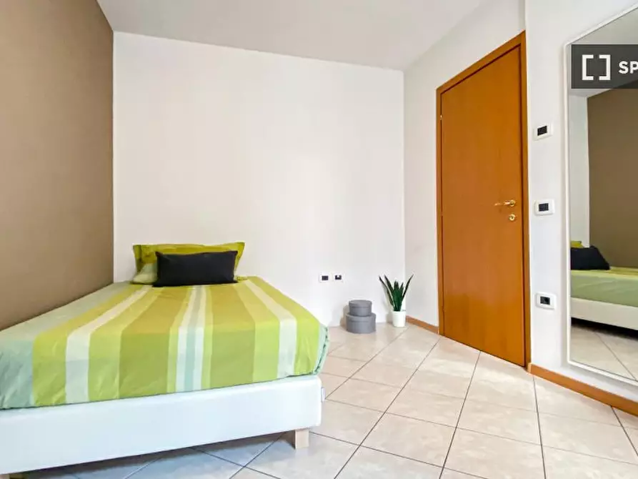 Immagine 2 di Camera condivisa in affitto  in Via Tommaso Gar a Trento