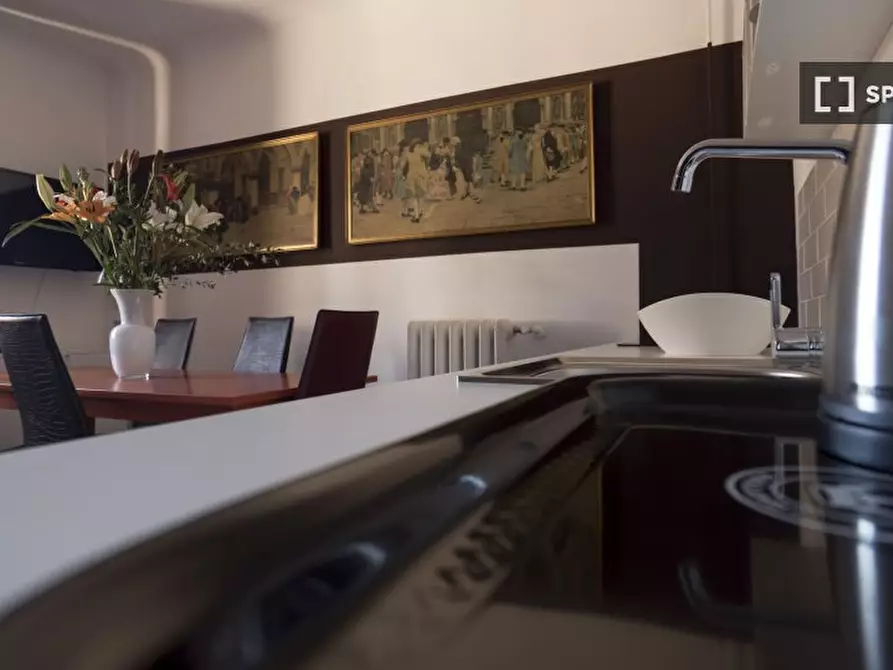 Immagine 5 di Appartamento in affitto  in Via Melzo a Milano