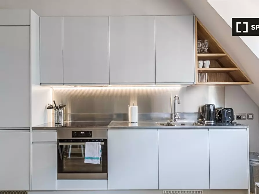 Immagine 4 di Appartamento in affitto  in Red Lion St a Camden Town