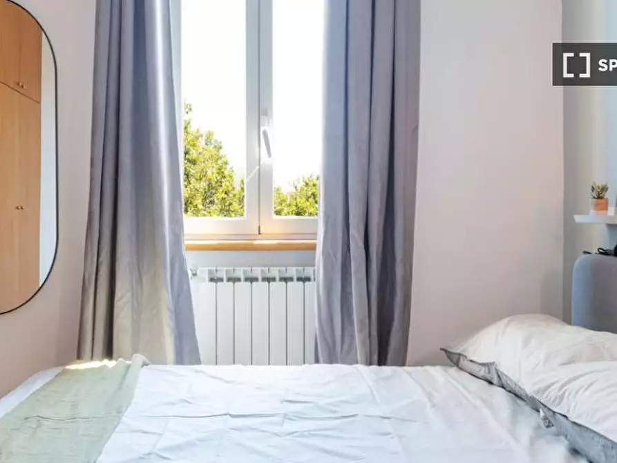 Immagine 6 di Camera condivisa in affitto  in Circonvallazione Gianicolense a Roma